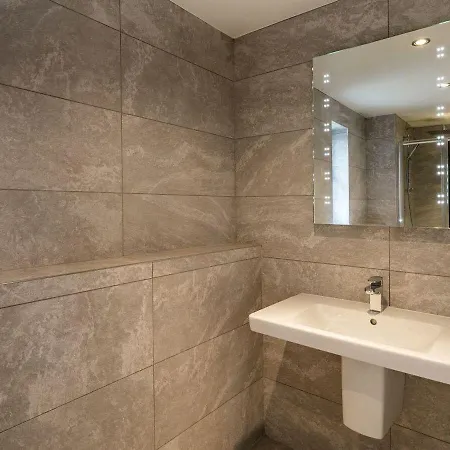 Carus Town House No 7