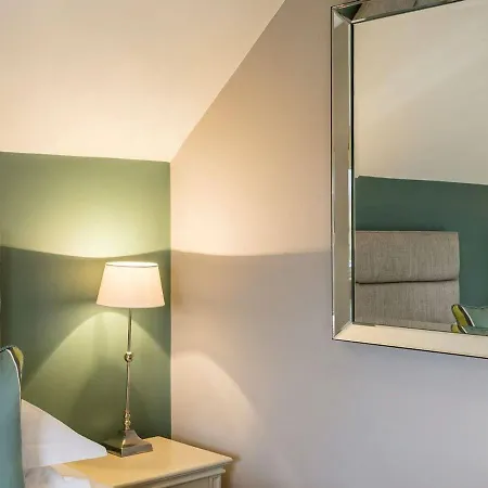 Carus Town House No 7